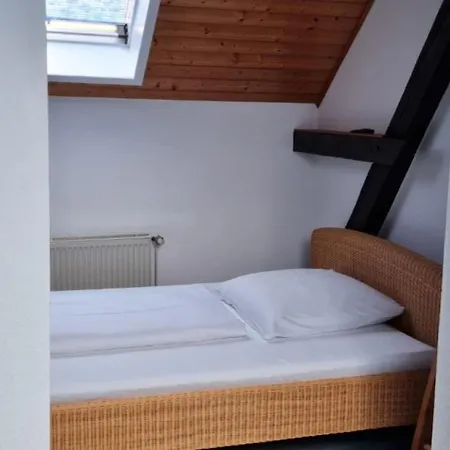 Mit Dachterrasse
